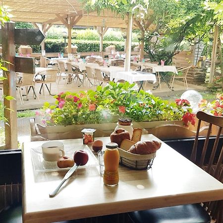 Auberge De Costaroche Albertville Zewnętrze zdjęcie