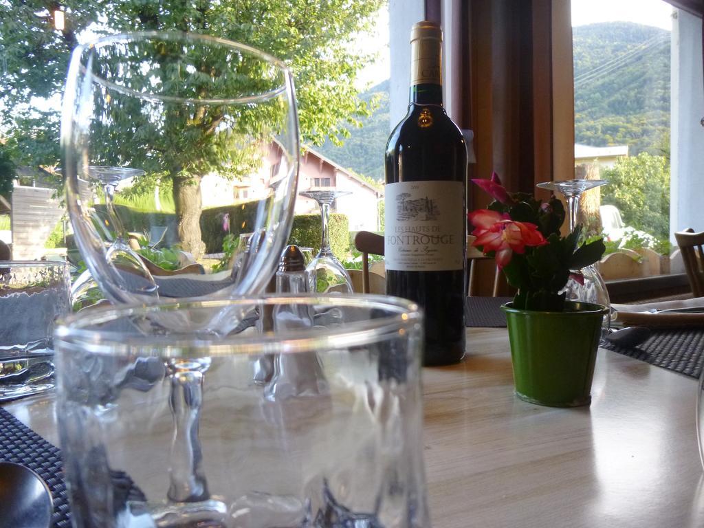 Auberge De Costaroche Albertville Zewnętrze zdjęcie