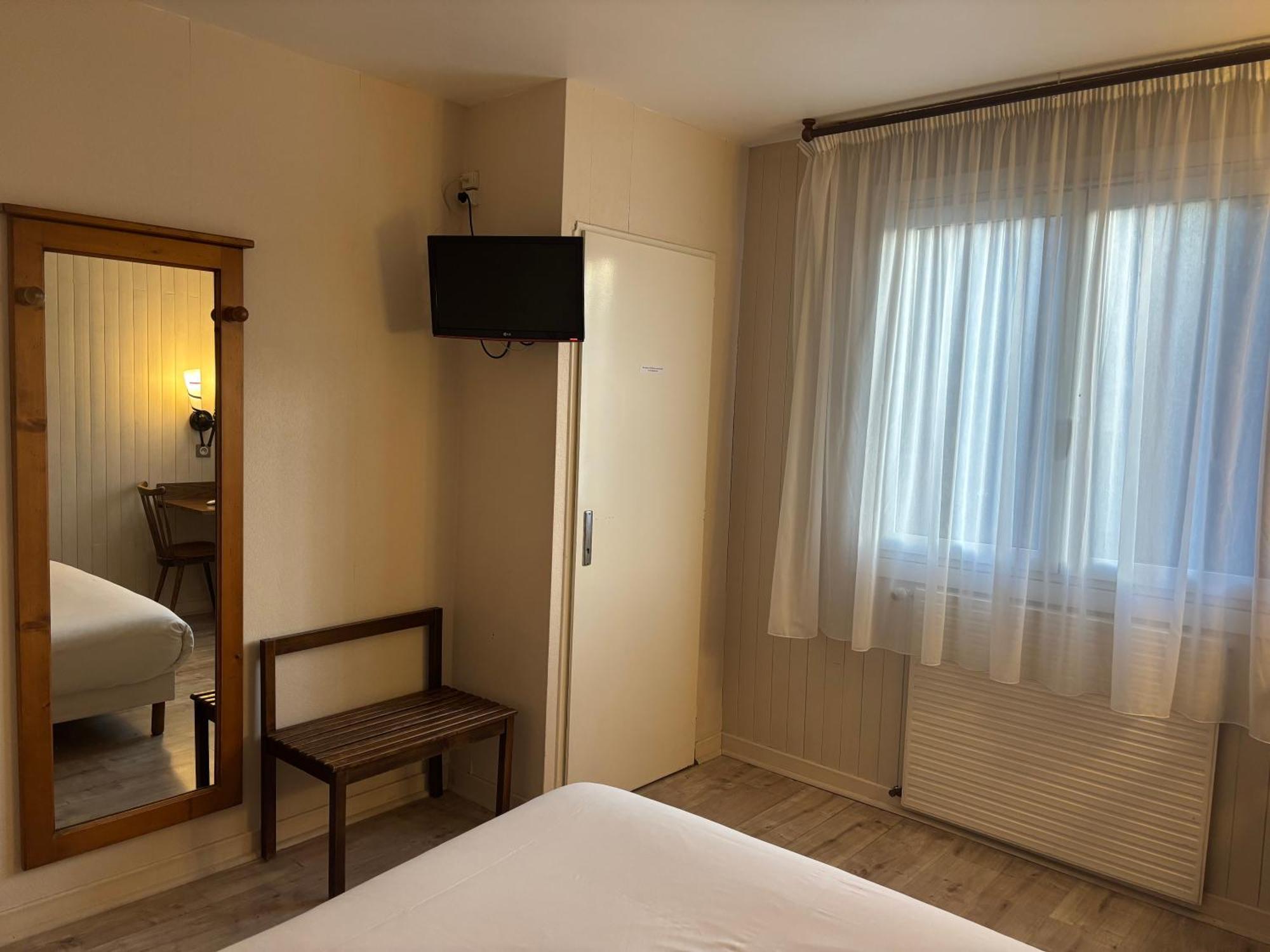 Auberge De Costaroche Albertville Zewnętrze zdjęcie