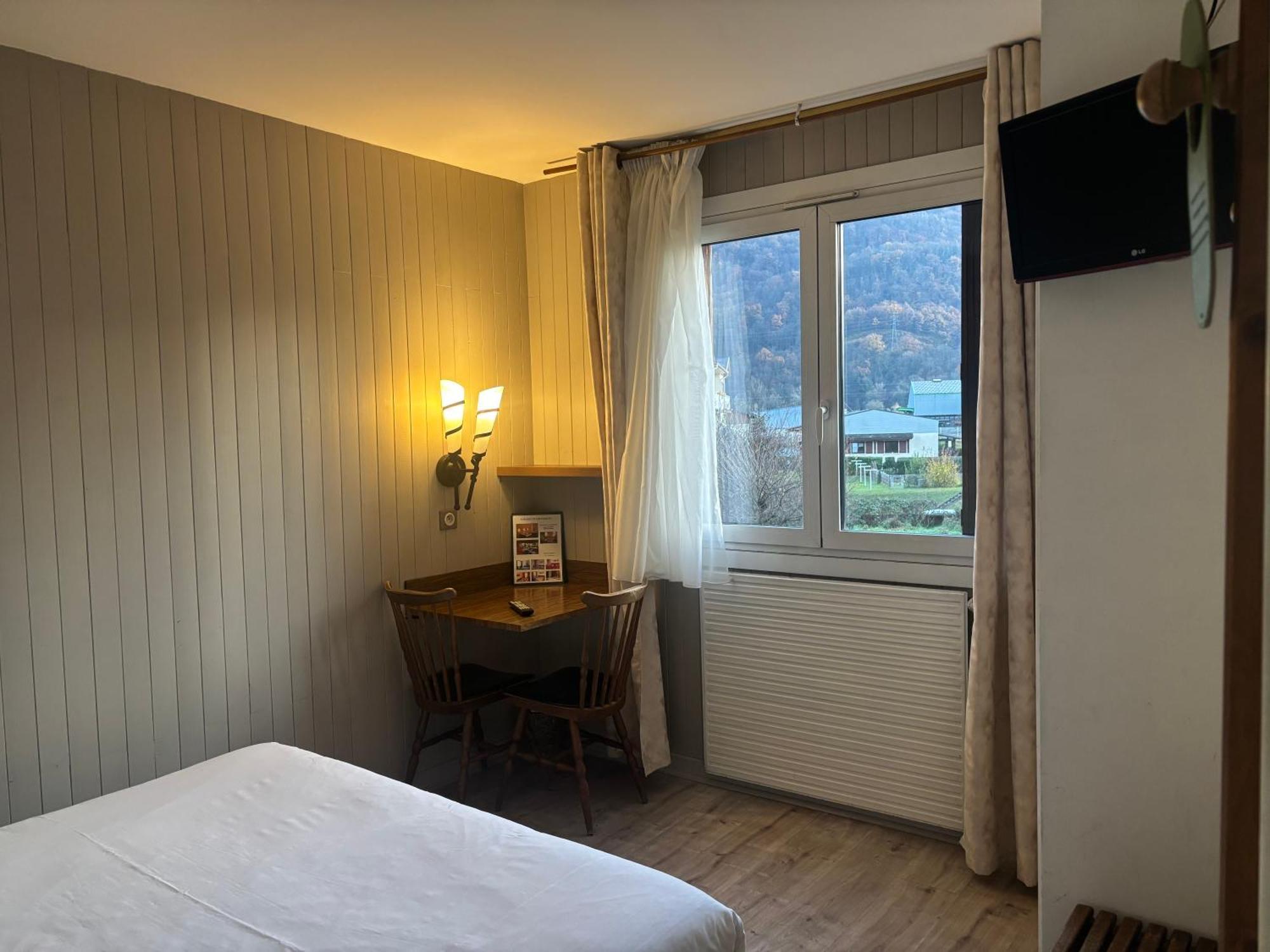 Auberge De Costaroche Albertville Zewnętrze zdjęcie