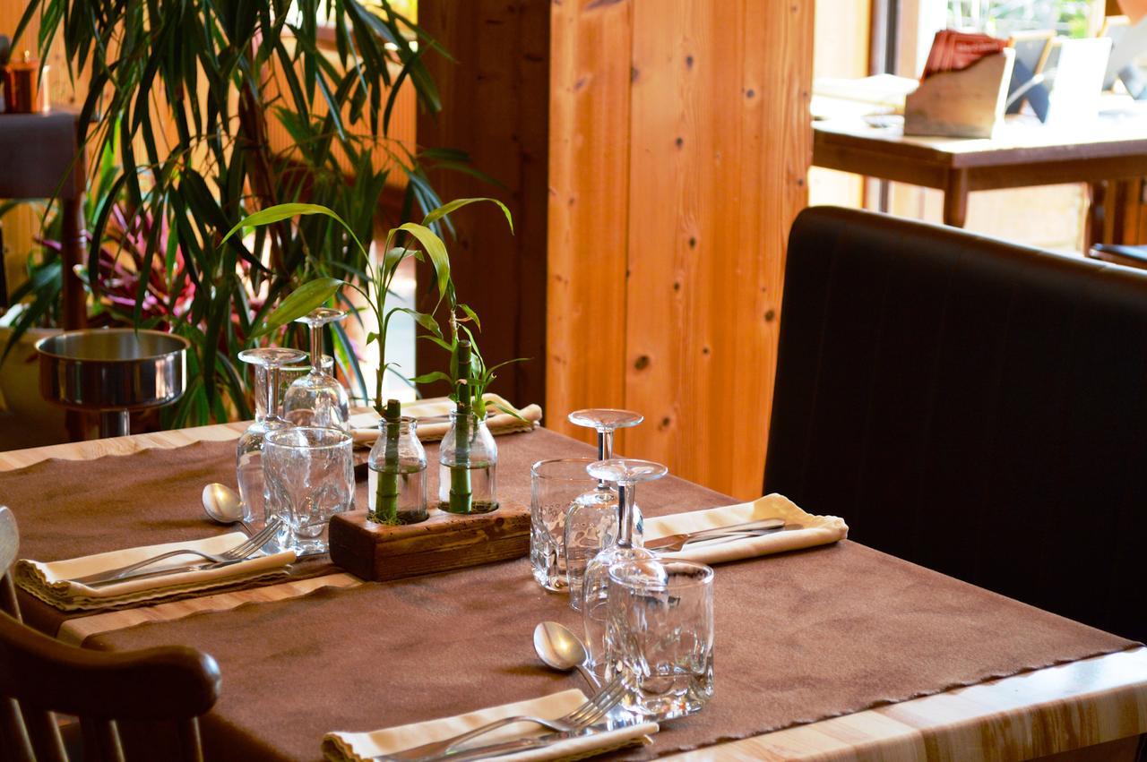 Auberge De Costaroche Albertville Zewnętrze zdjęcie