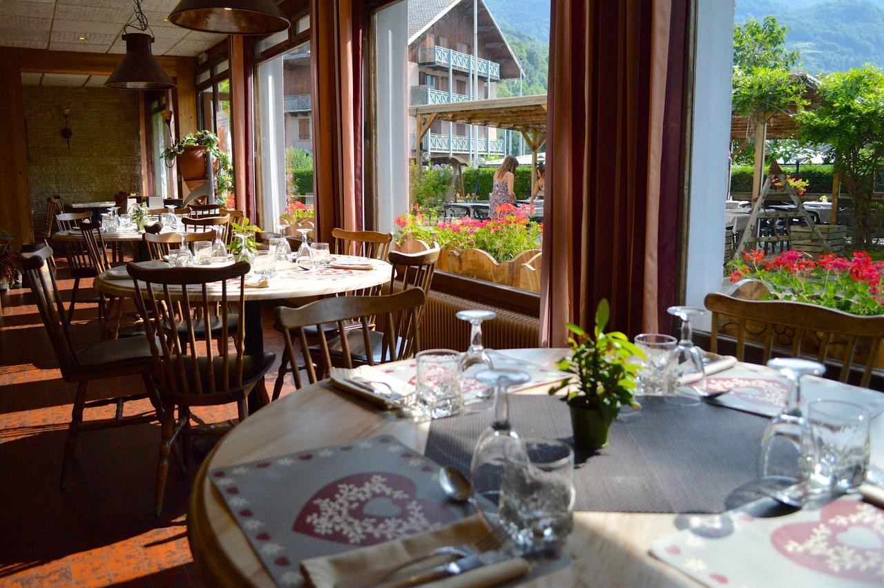 Auberge De Costaroche Albertville Zewnętrze zdjęcie