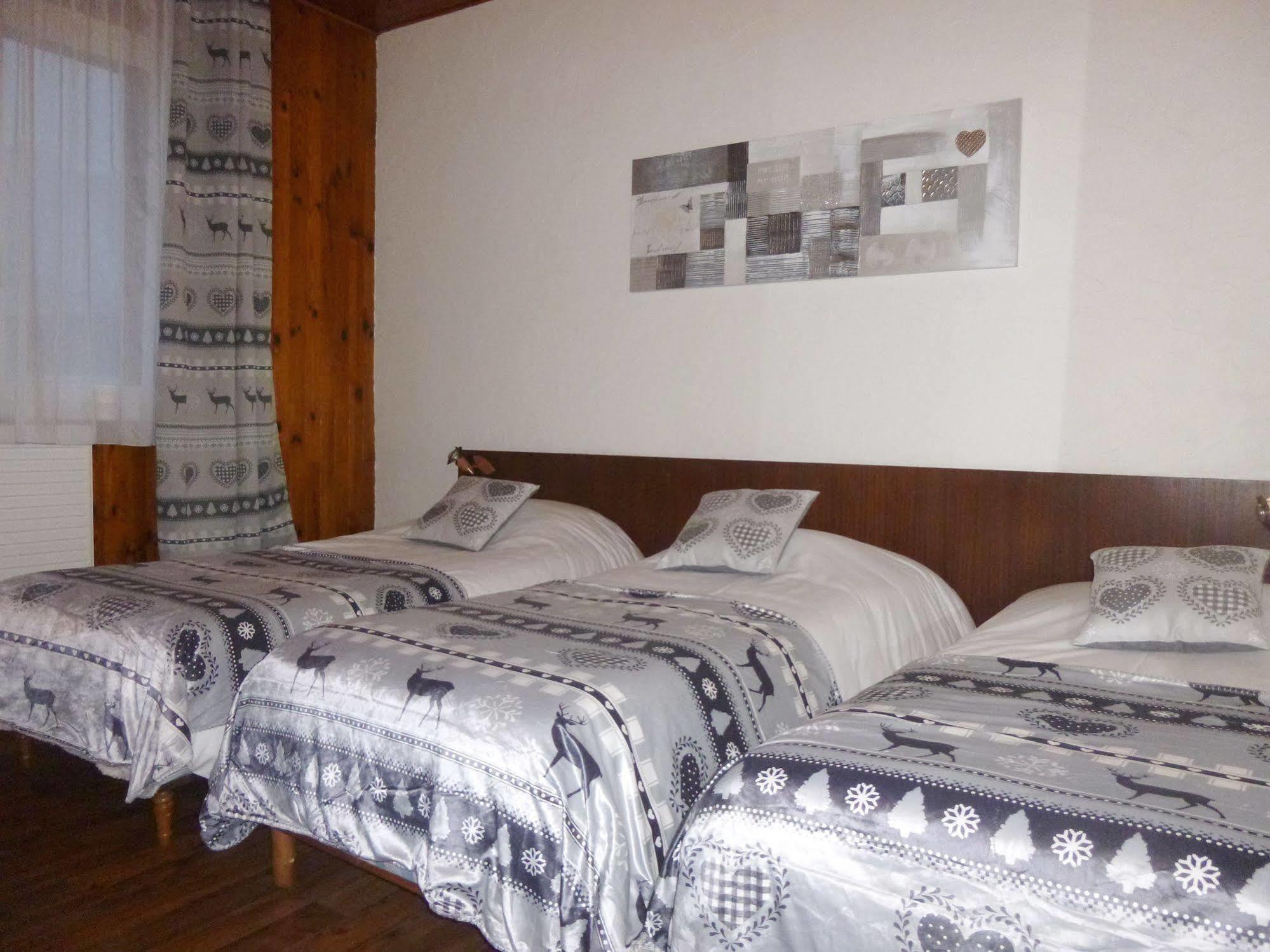 Auberge De Costaroche Albertville Zewnętrze zdjęcie