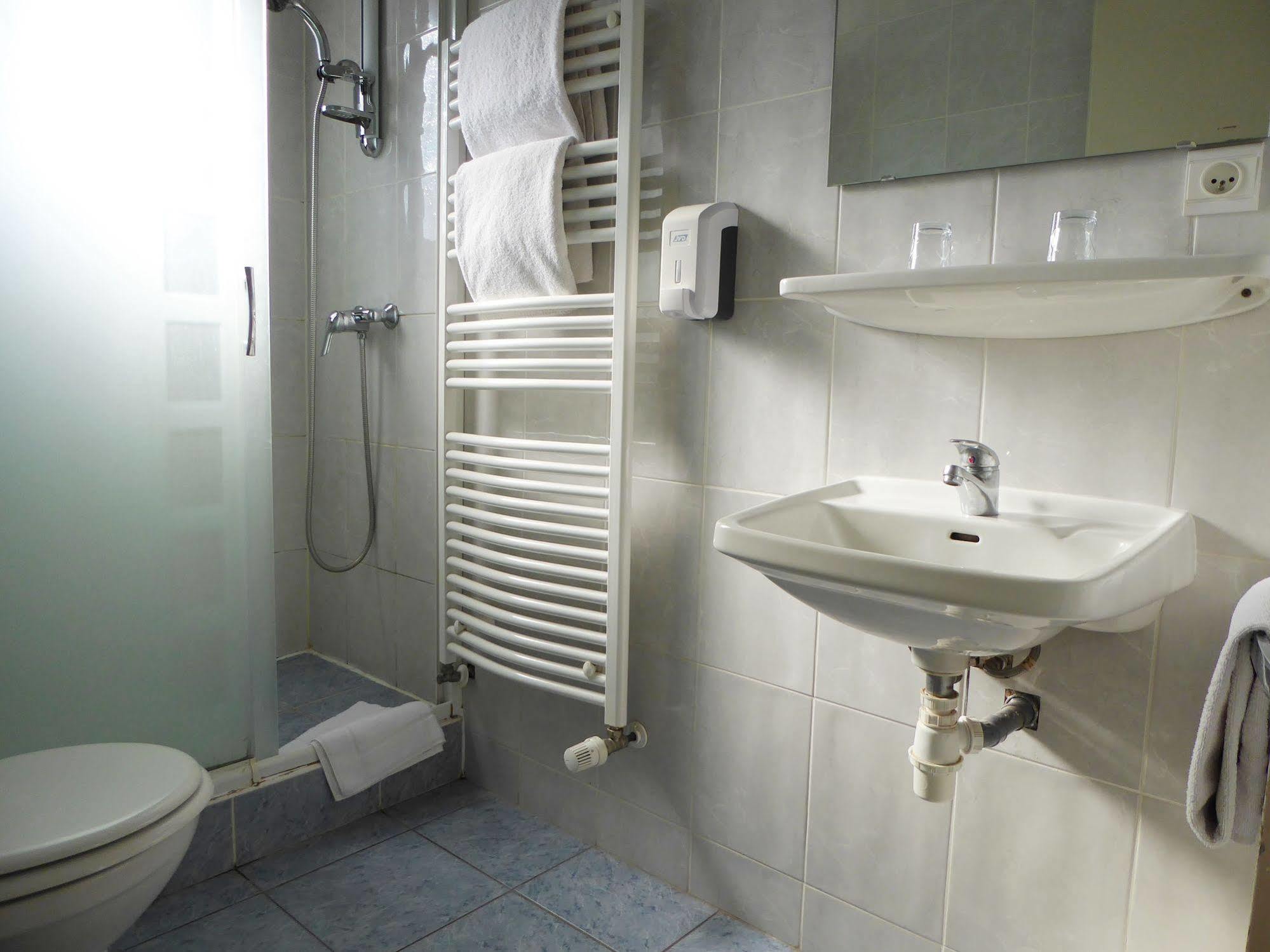 Auberge De Costaroche Albertville Zewnętrze zdjęcie